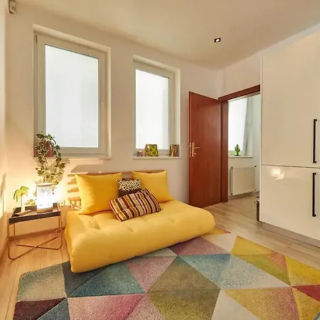 Stylish Next To Castle, Location Apartman *